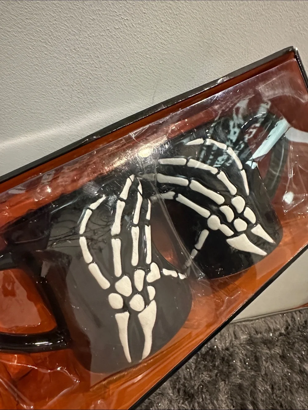 Black Skeleton Hand Heart Mug Set - Black - Total 4